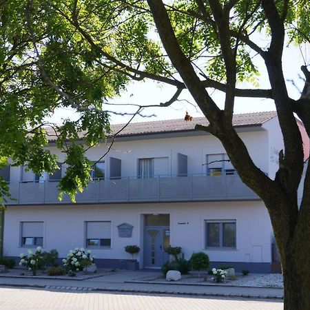 Gaestehaus Gisch Sandra Podersdorf am See Εξωτερικό φωτογραφία