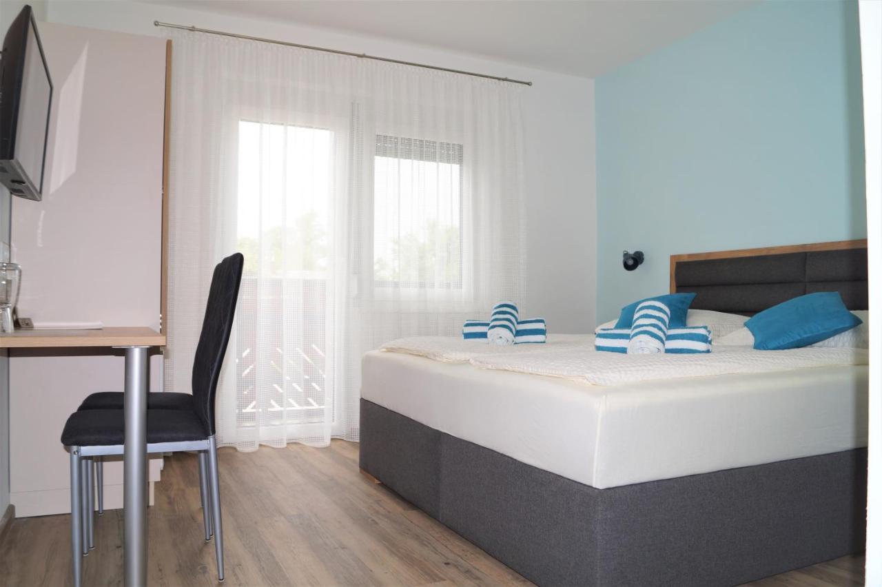 Gaestehaus Gisch Sandra Podersdorf am See Εξωτερικό φωτογραφία