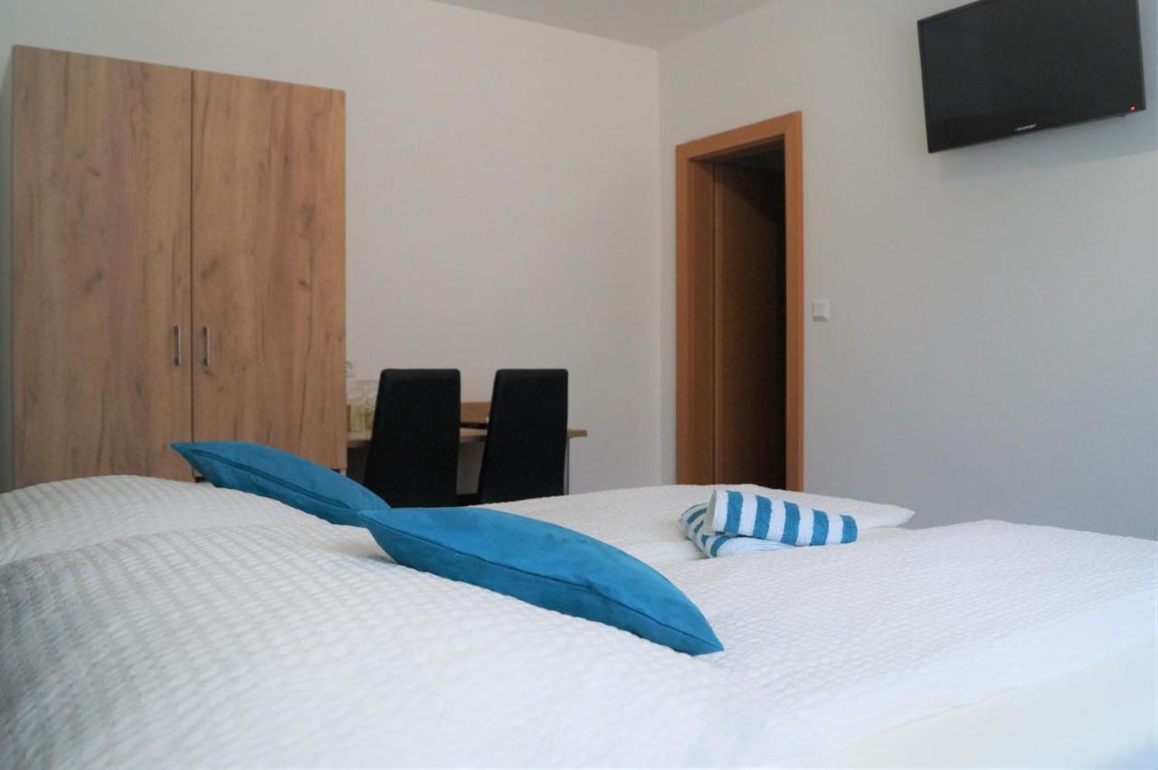 Gaestehaus Gisch Sandra Podersdorf am See Εξωτερικό φωτογραφία